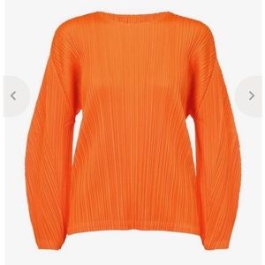 Pleats Please orange top, size 3